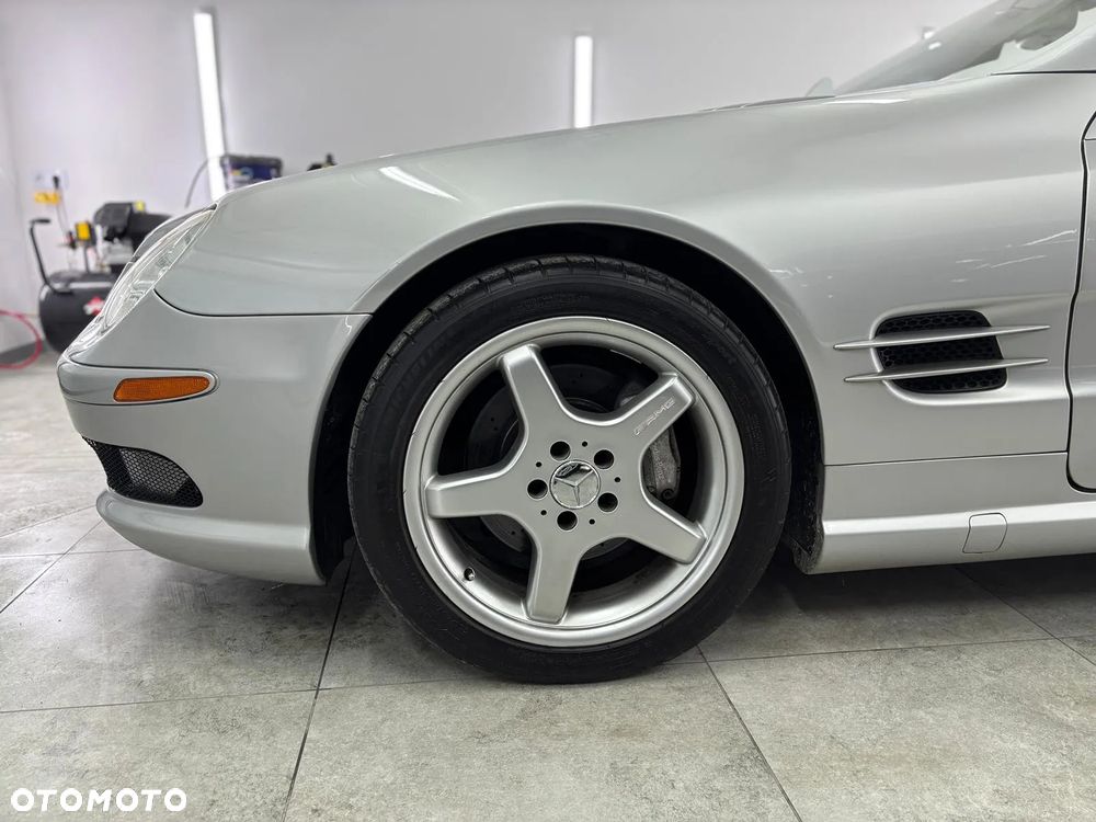 Mercedes-Benz SL - 23