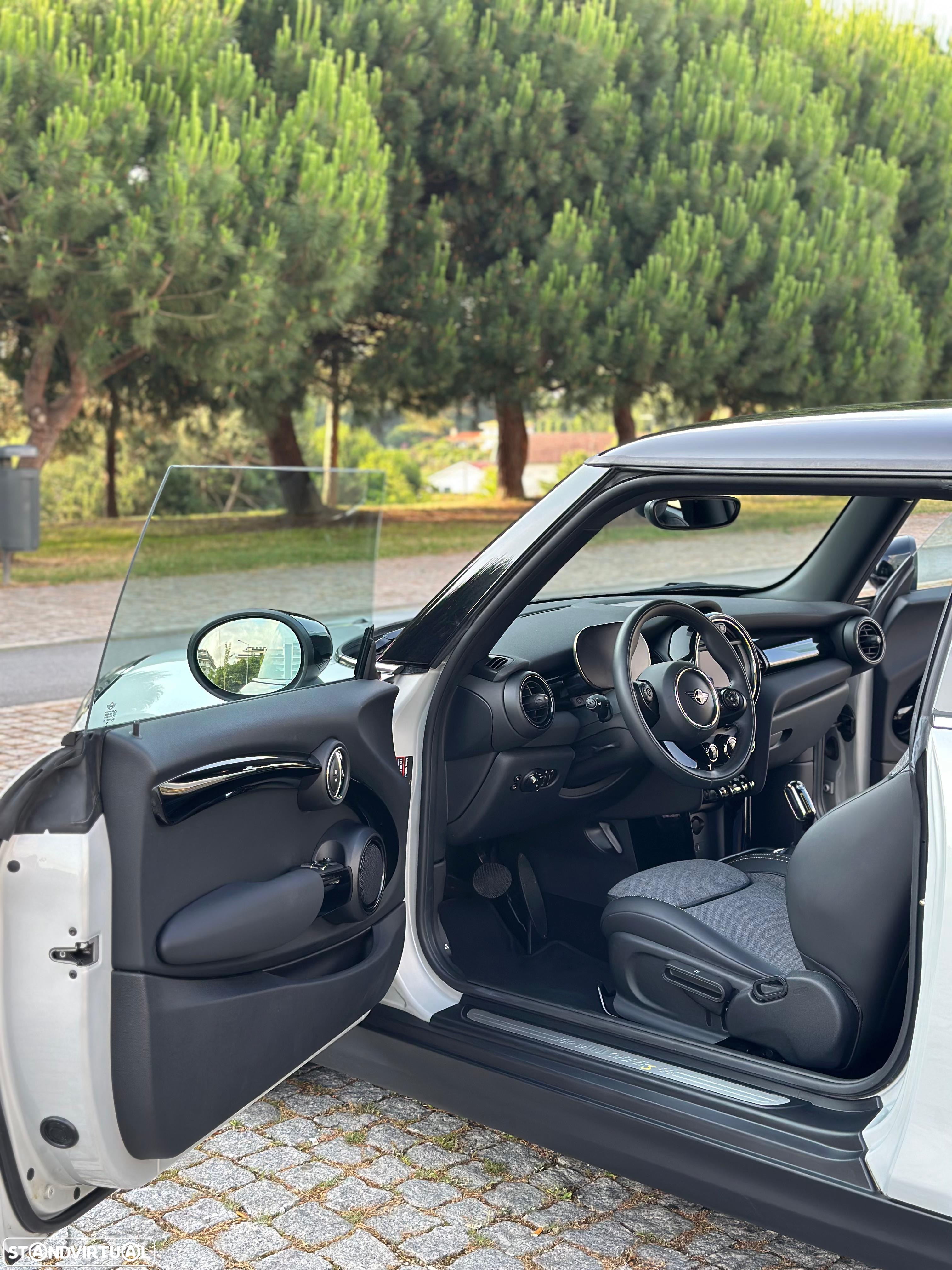 MINI 3 Portas Cooper SE - 6