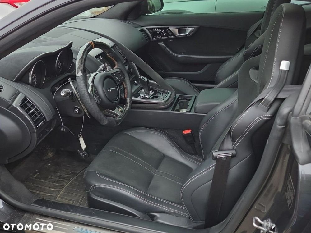 Jaguar F-Type AWD R - 7