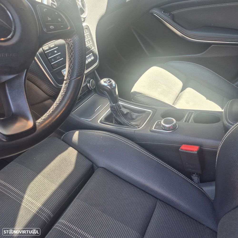 Mercedes-Benz A 180 d - 2