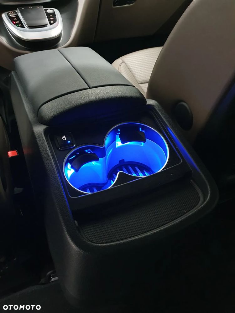 Mercedes-Benz Klasa V 300 d 4-Matic 9G-Tronic (ekstra d³) - 31