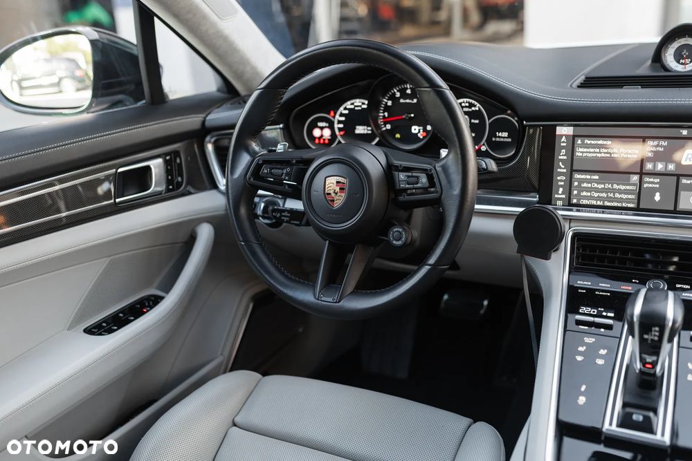 Porsche Panamera Turbo S - 25