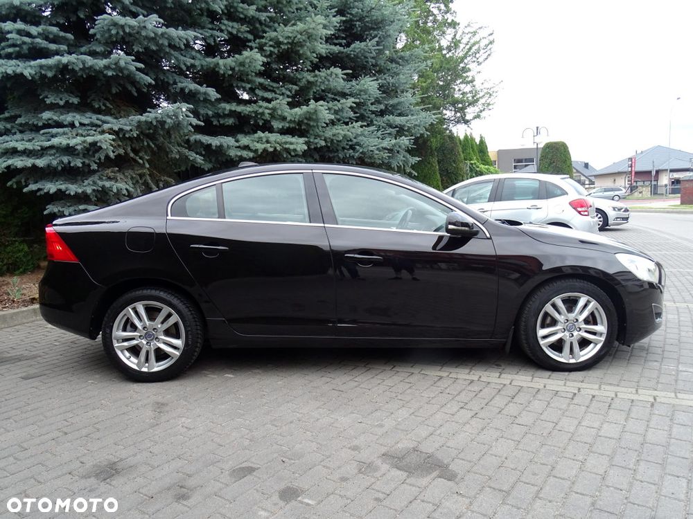 Volvo S60 D3 Geartronic RDesign - 3
