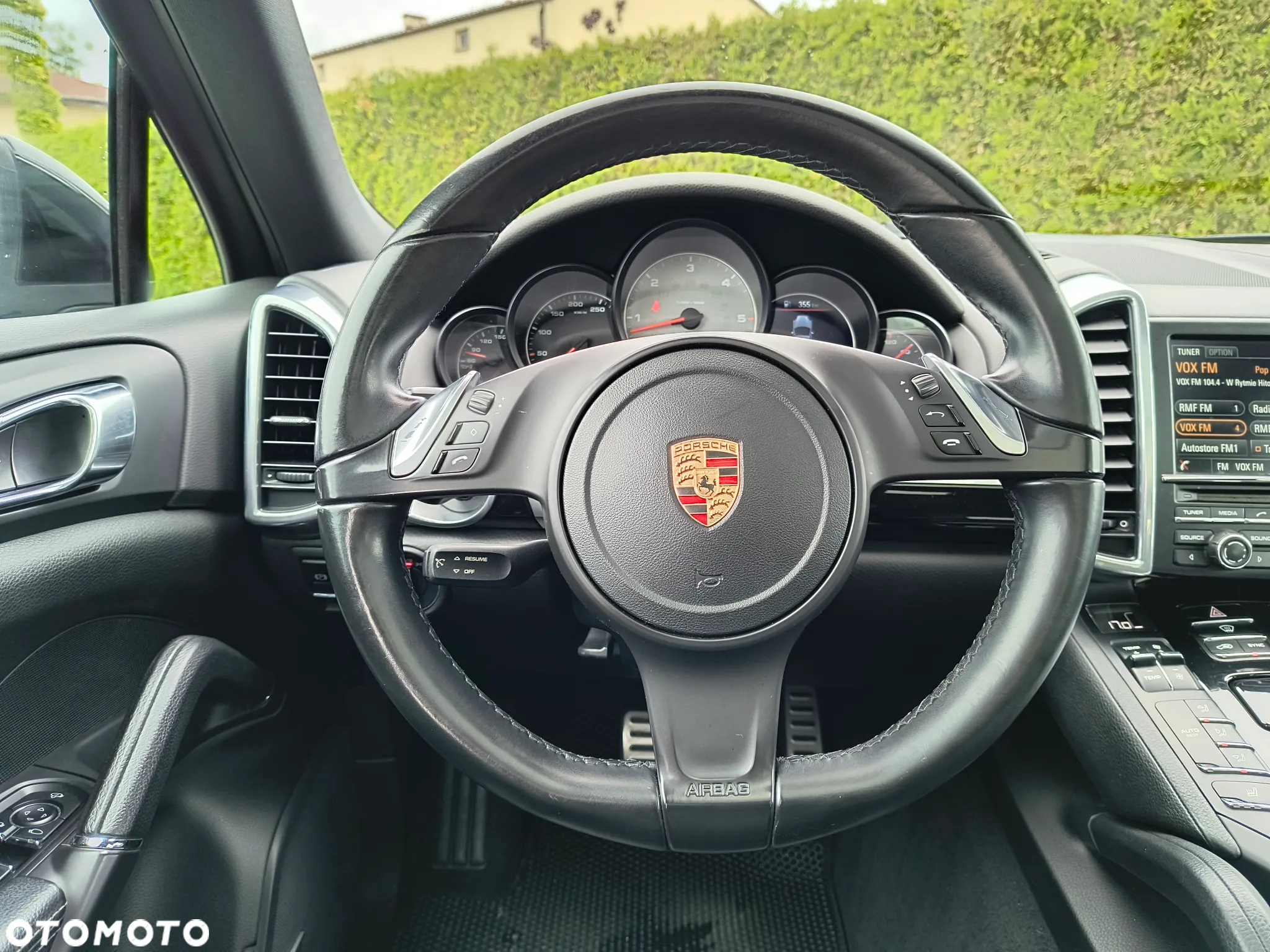 Porsche Cayenne - 9