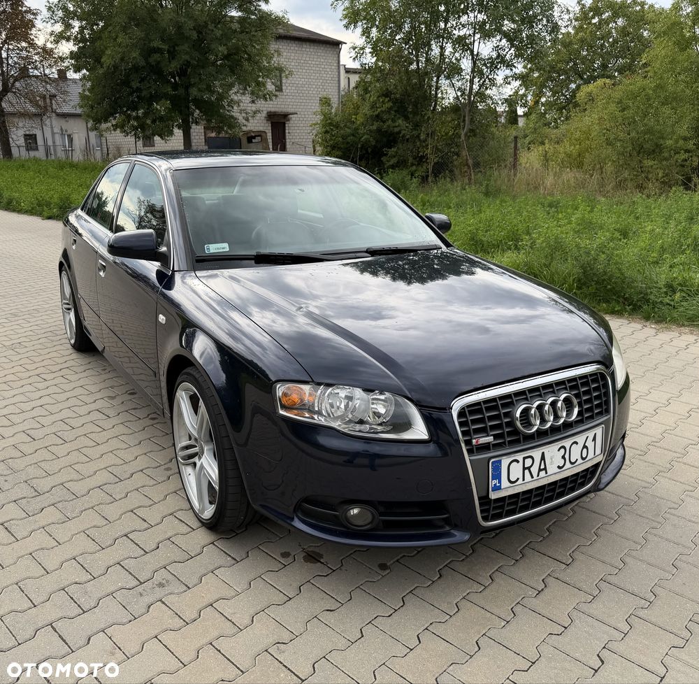 Audi A4 Limousine