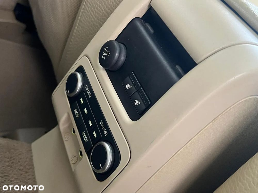 Volvo XC 60 T6 AWD Kinetic - 13