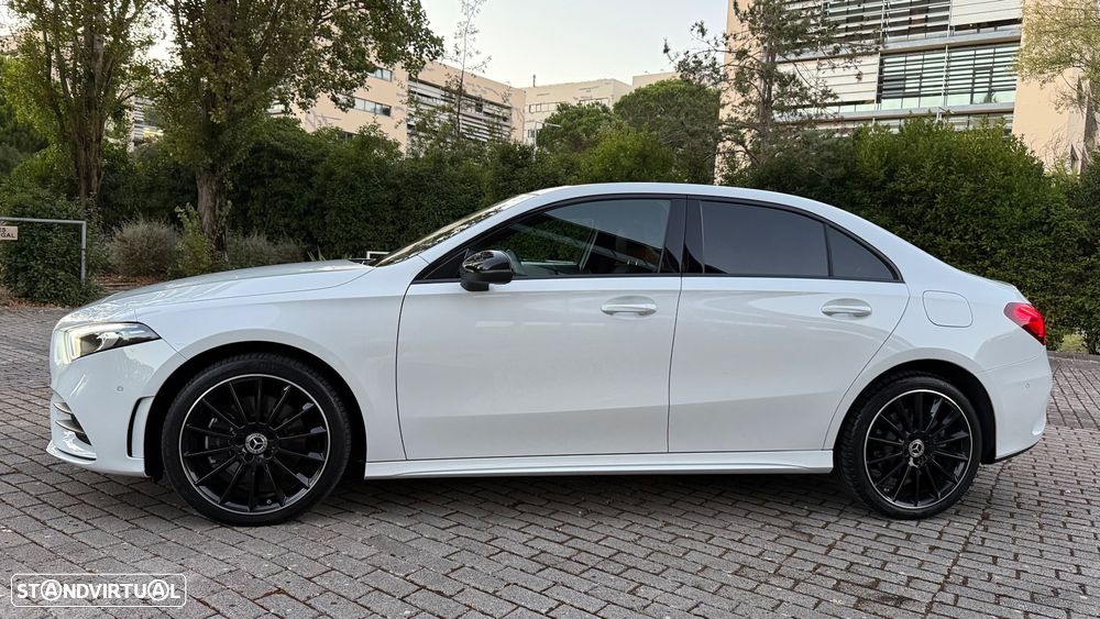 Mercedes-Benz A 250 Limousine e AMG Line - 19