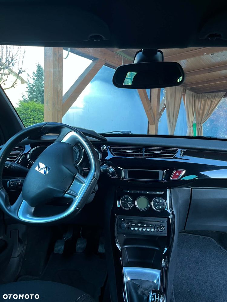 Citroën DS3 1.6 HDi SoChic - 8