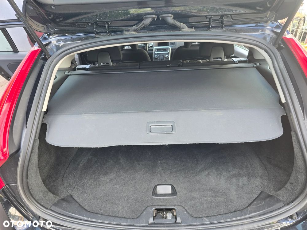 Volvo V60 D4 Geartronic - 12