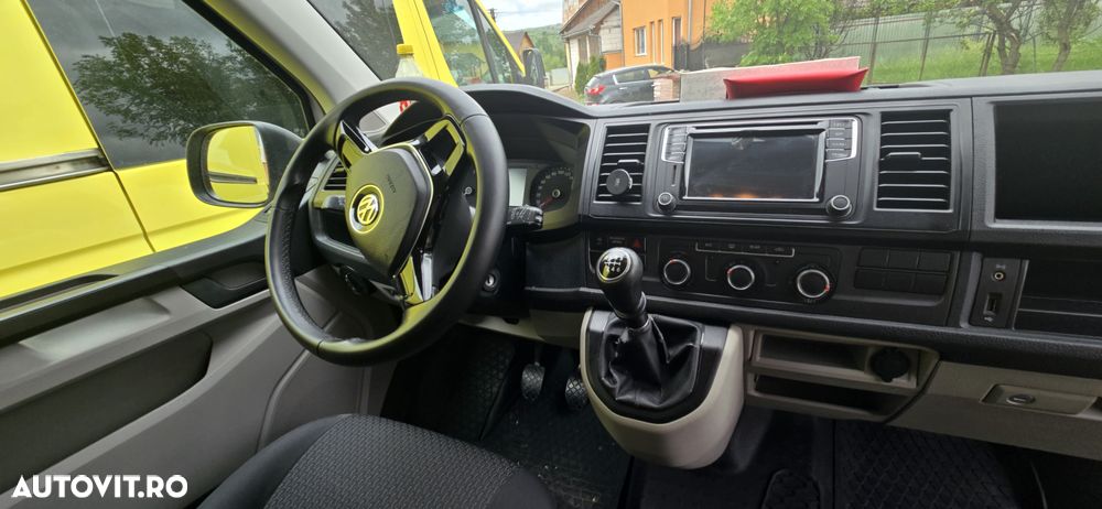 Volkswagen Caravelle LR Comfortline - 9