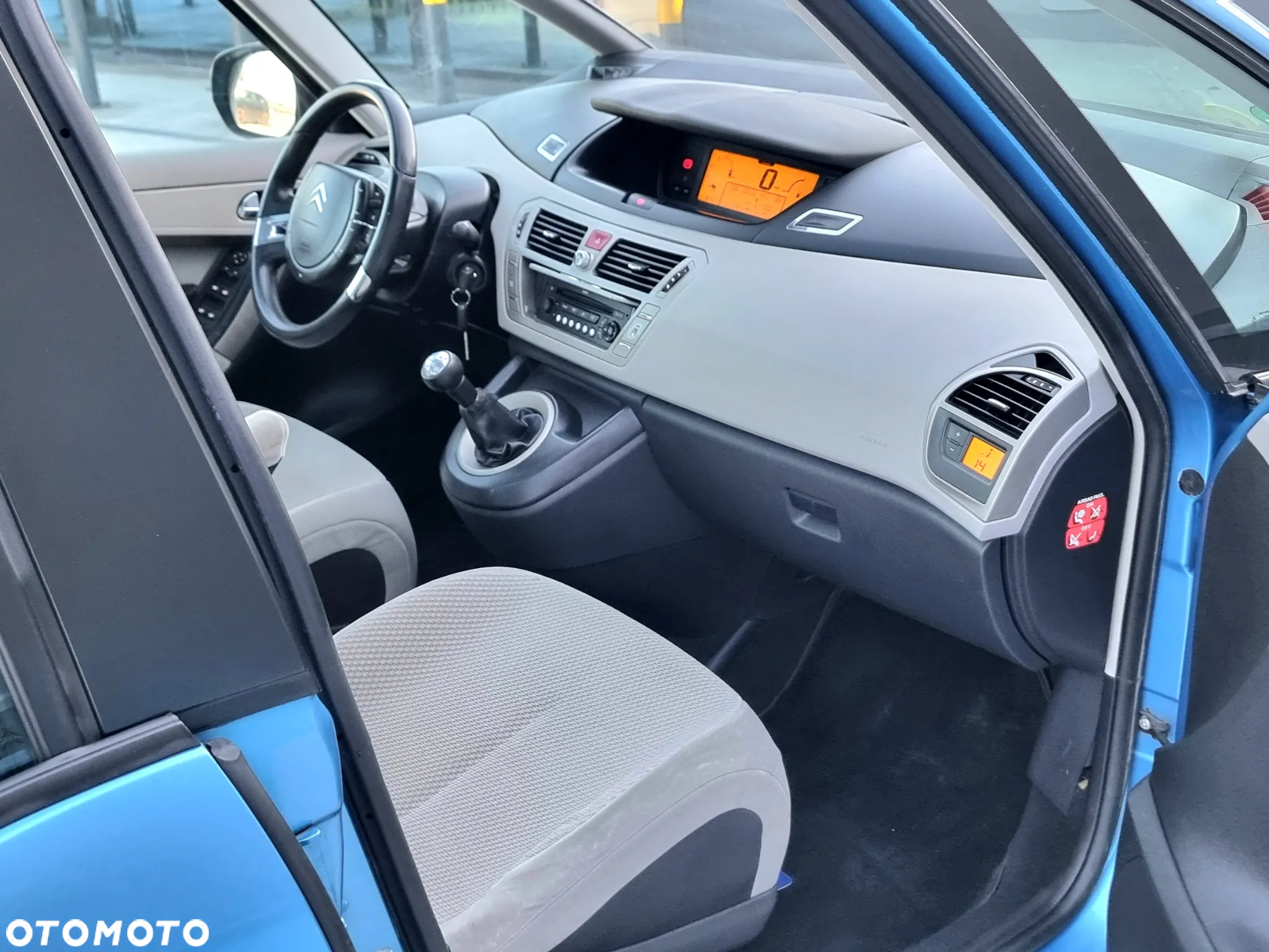 Citroën C4 Picasso 1.8 16V Confort - 33
