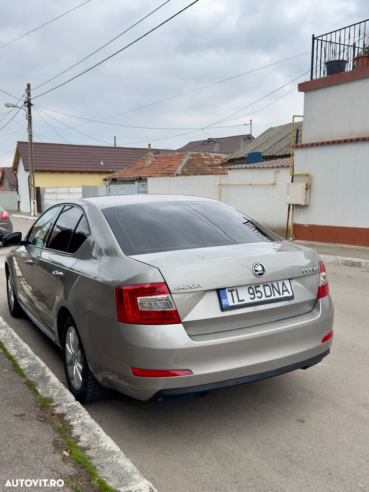 Skoda Octavia 1.6 TDI Active - 5