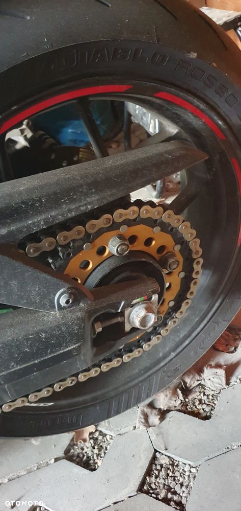 Triumph Speed Triple - 1