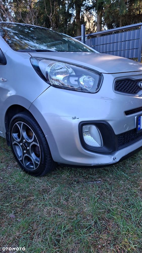 Kia Picanto 1.0 L - 12