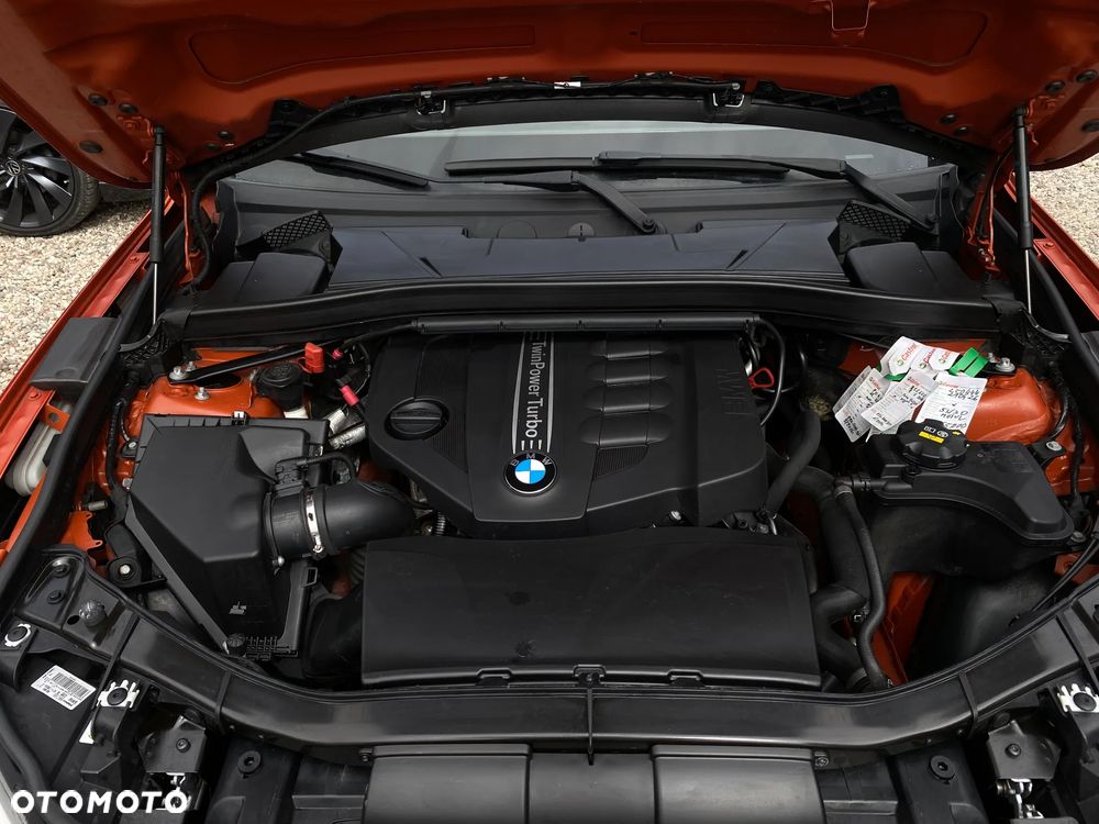 BMW X1 sDrive18d Sport Line - 17
