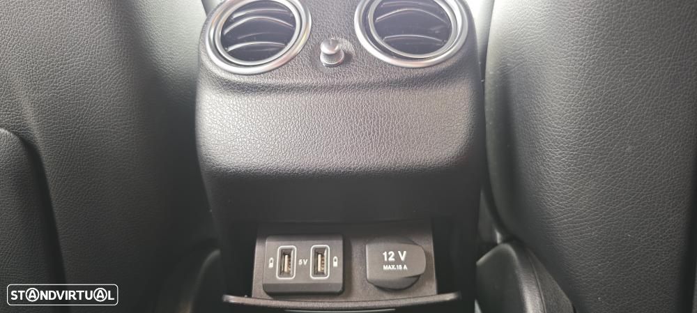 Mercedes-Benz E 300 de AMG Line - 46