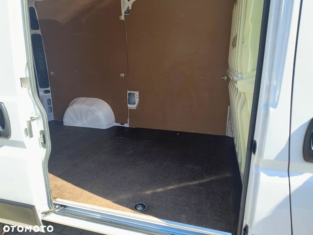 Opel Movano 2.2 cdti 140KM L2H2 Vat23% - 27