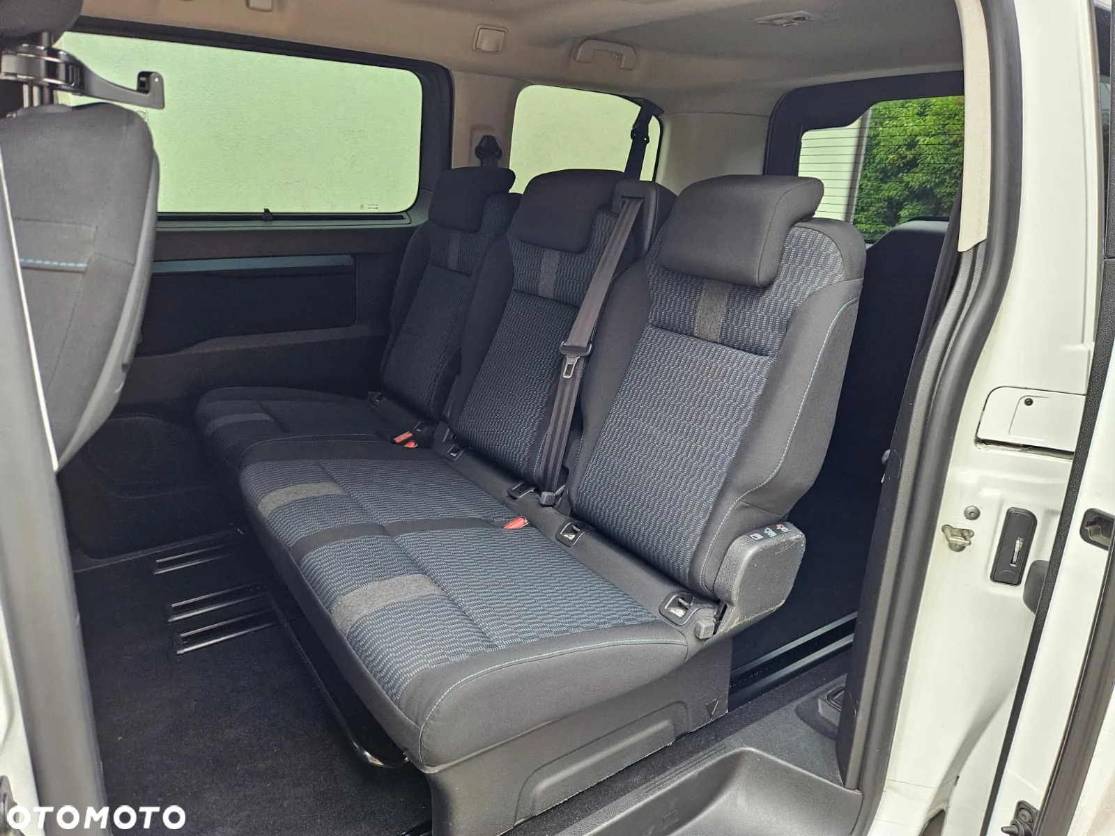 Peugeot Traveller 2.0 BlueHDi Compact Allure - 9