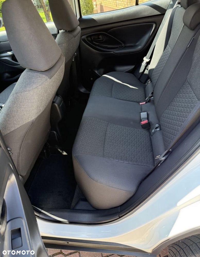 Toyota Yaris Cross 1.5 Comfort CVT - 12