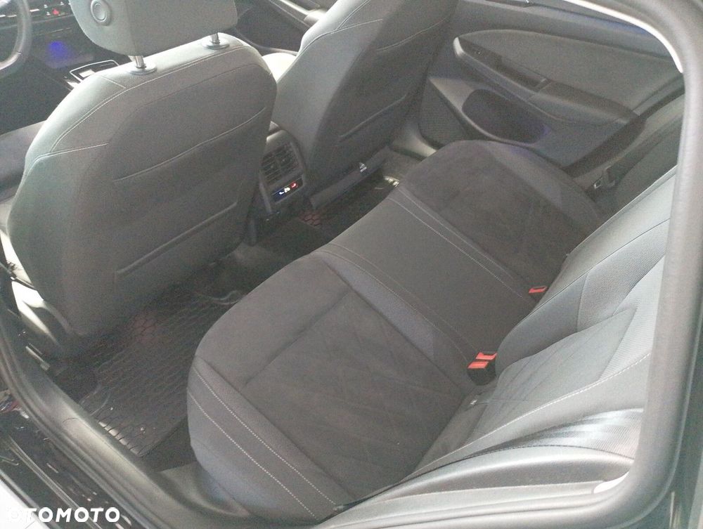 Volkswagen Golf Variant - 13