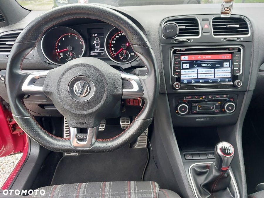 Volkswagen Golf 2.0 GTI - 21