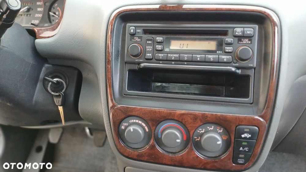 Honda CR-V 2.0 L 4WD - 11