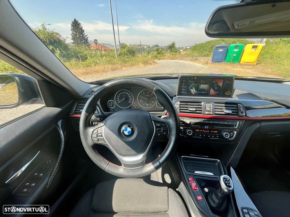 BMW 320 d Line Sport - 14