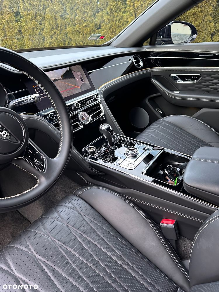 Bentley Flying Spur W12 - 17