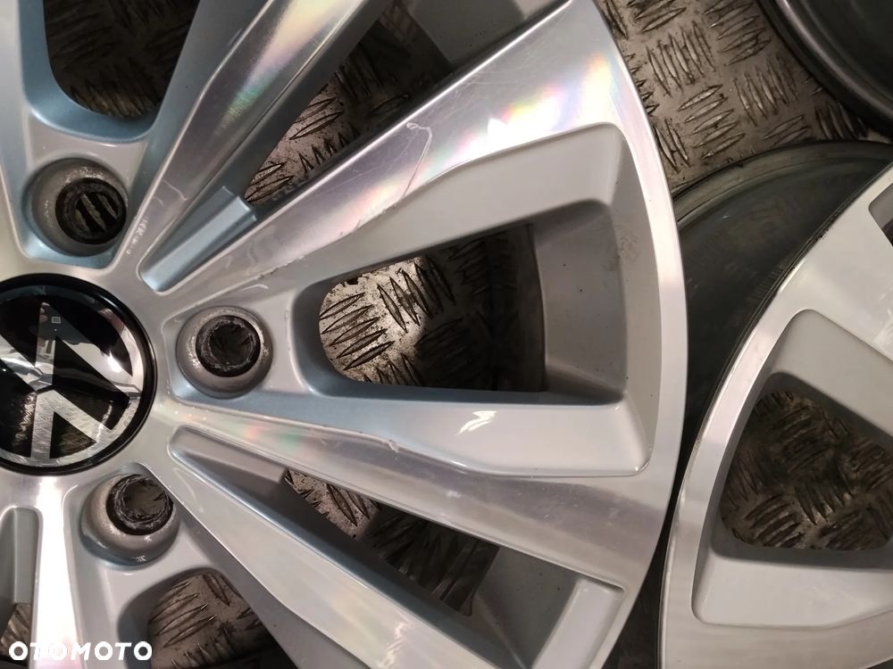 Felgi Vw Golf VI VII Passat Caddy T-Roc Tiguan Touran 6,5Jx16 et46 5x112 - 8