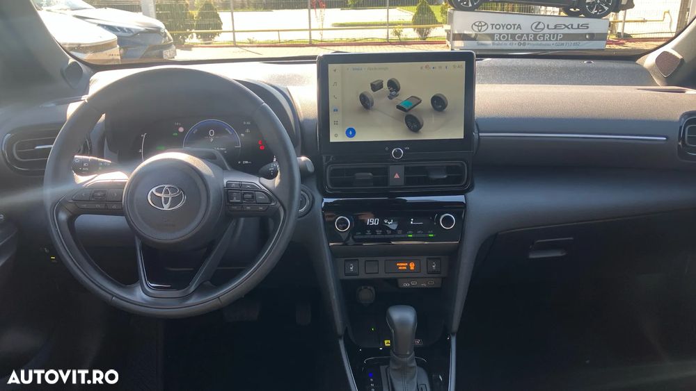 Toyota Yaris Cross 1.5 VVT-i HSD 4x2 Dynamic - 8