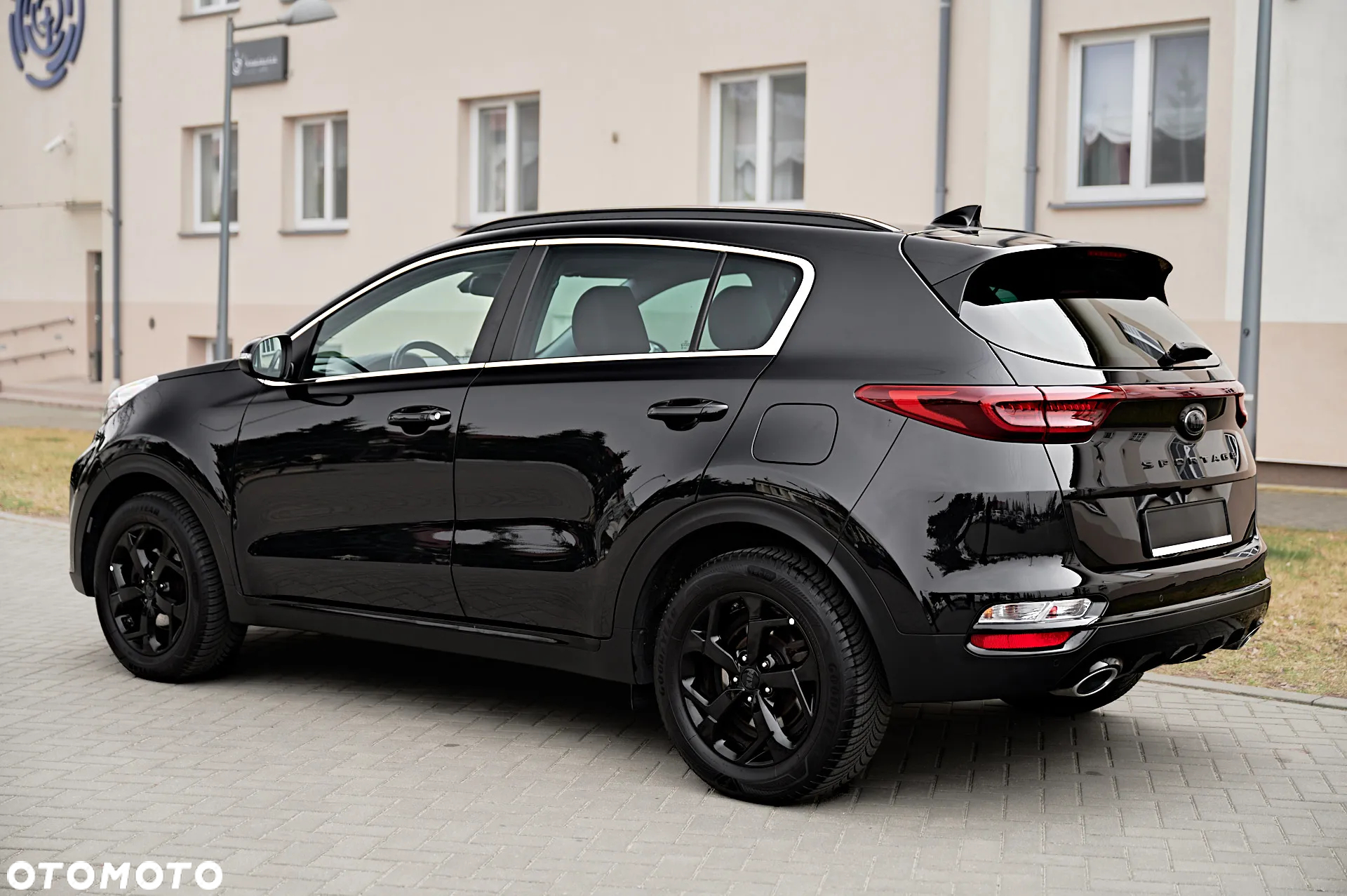 Kia Sportage 1.6 T-GDI 2WD DCT Black Edition - 10