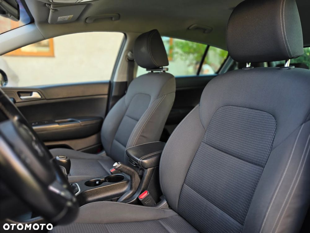 Kia Sportage - 16