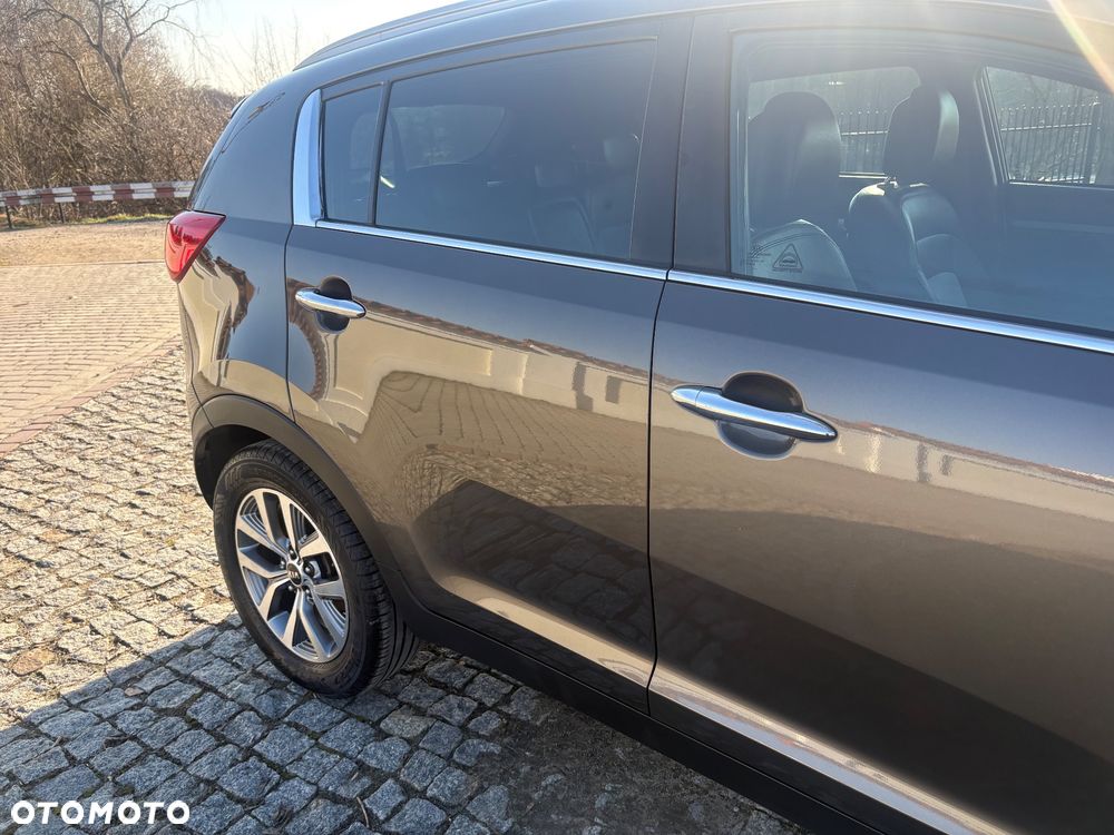 Kia Sportage 2.0 CRDI 4WD Fifa World Cup Edition - 6