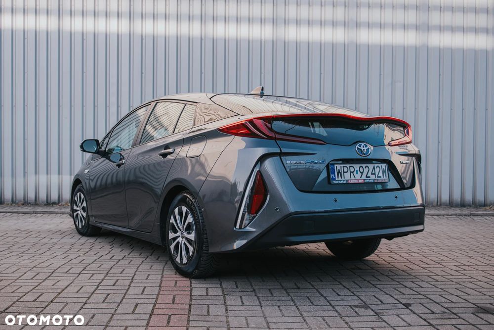 Toyota Prius 1.8 Hybrid Executive - 18