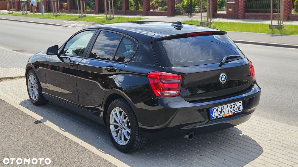 BMW Seria 1 114i Sport Line - 10
