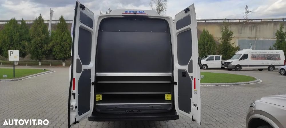 Volkswagen Crafter - 3