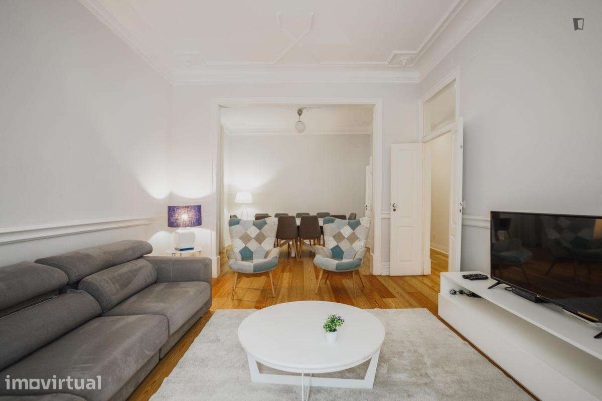 Apartamento com 4 quartos - localizado em Picoas Lisbon - Grande imagem: 5/34
