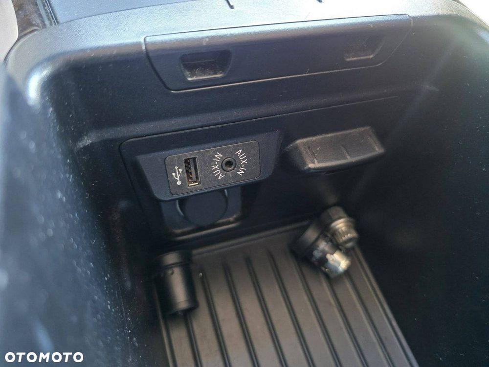 BMW X5 xDrive35i Edition Exclusive - 26