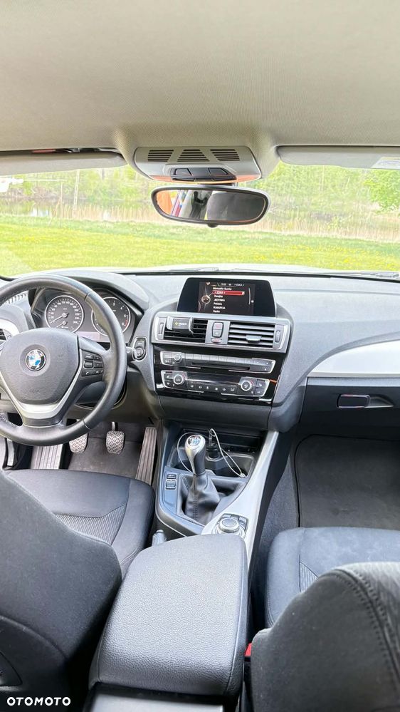 BMW Seria 1 118d - 8