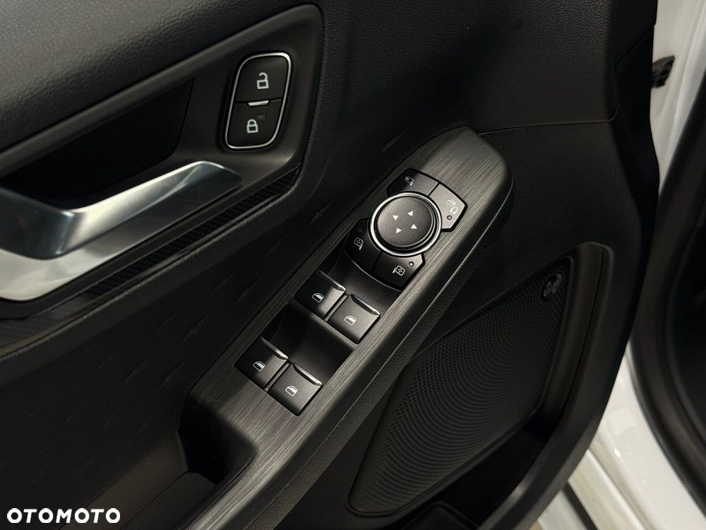 Ford Kuga 1.5 EcoBoost FWD ST-Line X - 21