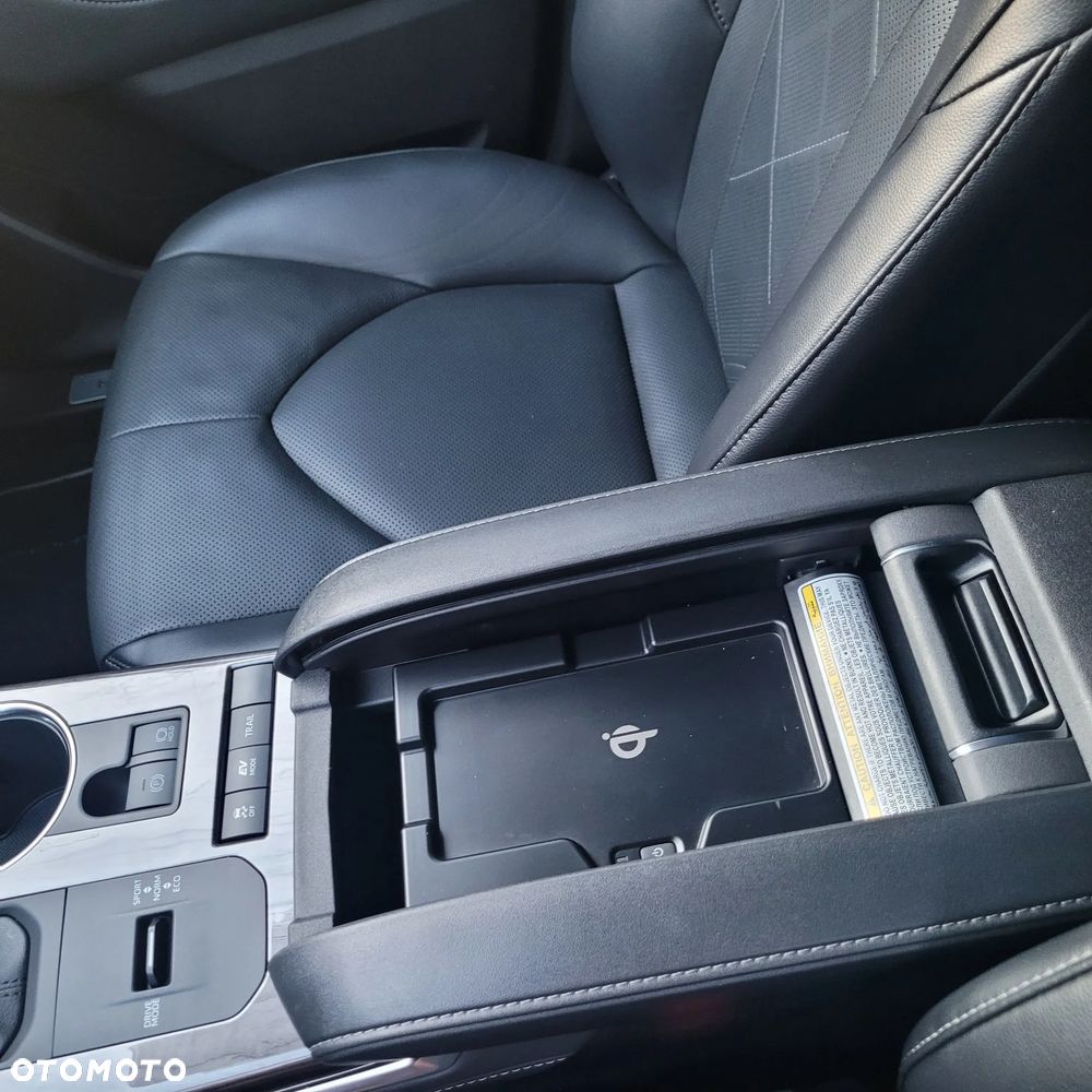 Toyota Highlander 2.5 Hybrid Executive - 15