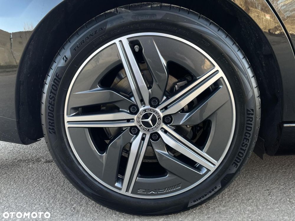 Mercedes-Benz CLA - 26