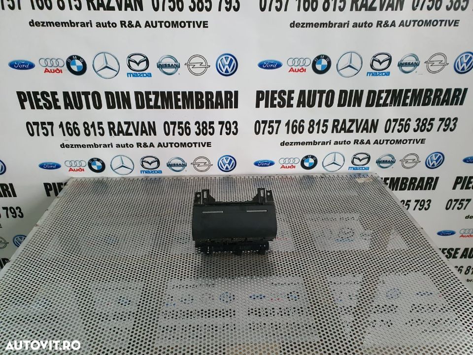 Scrumiera Audi A4 B7 An 2004-2008 Livram Oriunde - 1