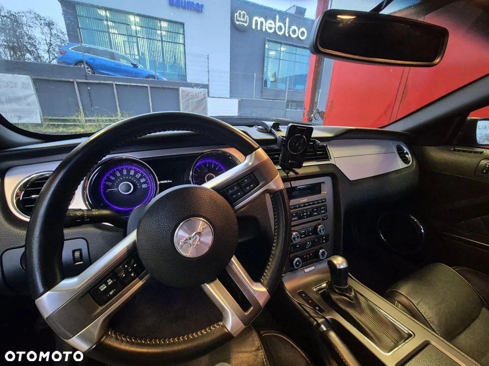Ford Mustang 5.0 V8 GT - 13