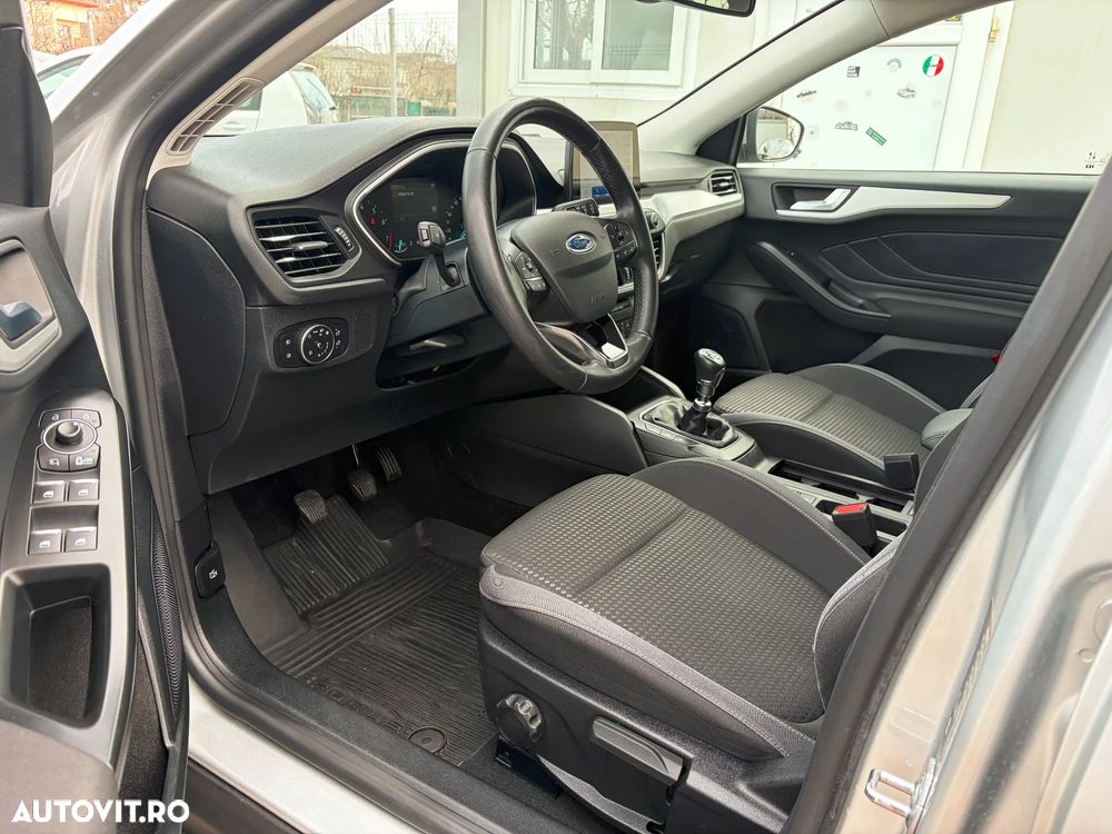 Ford Focus 1.0 EcoBoost Titanium Business - 9