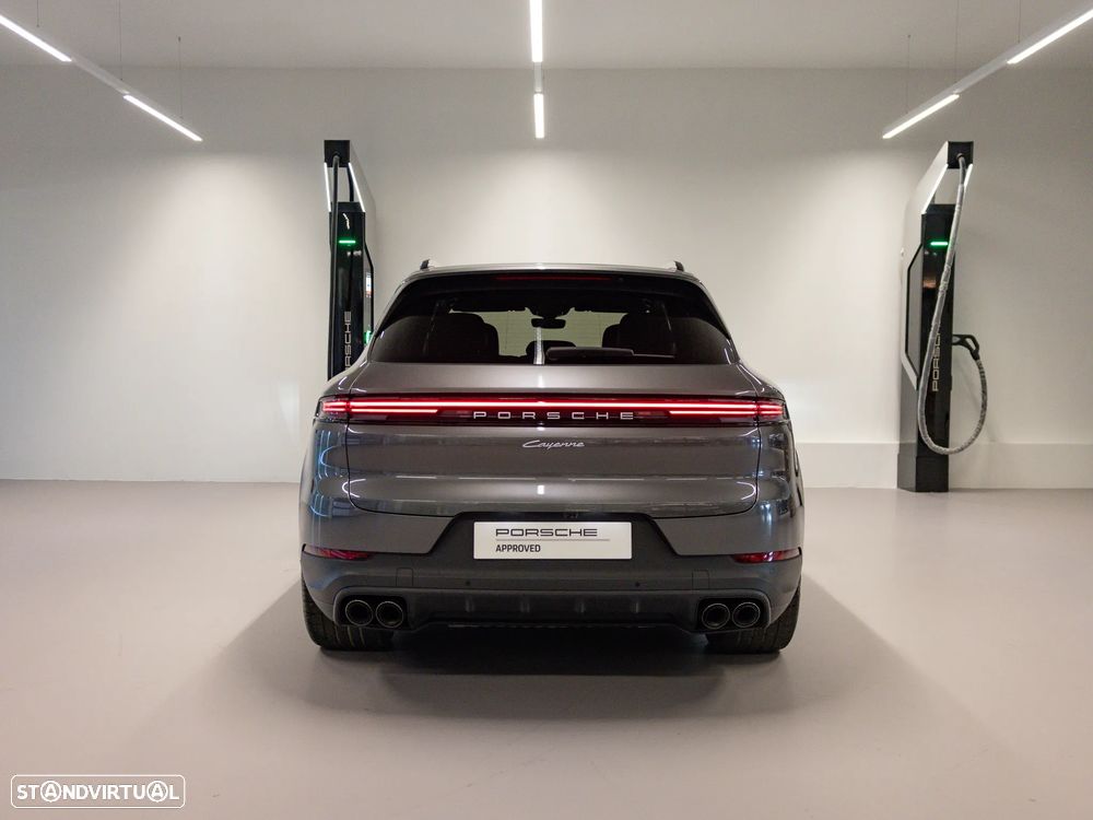 Porsche Cayenne E-Hybrid - 11