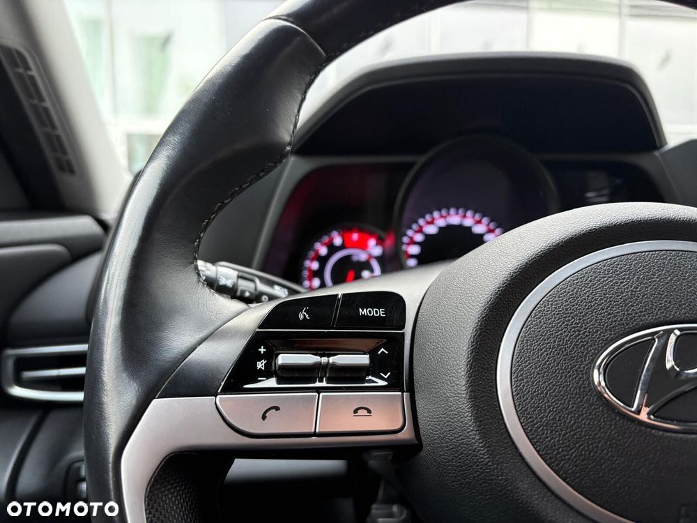 Hyundai Elantra - 13