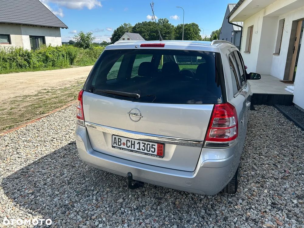 Opel Zafira 1.8 Design Edition - 9