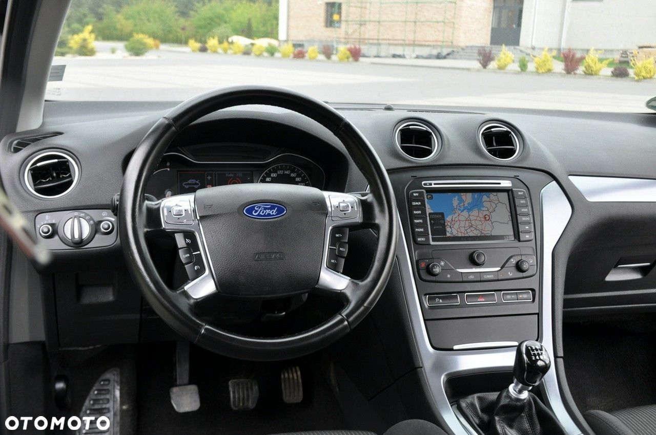 Ford Mondeo - 31