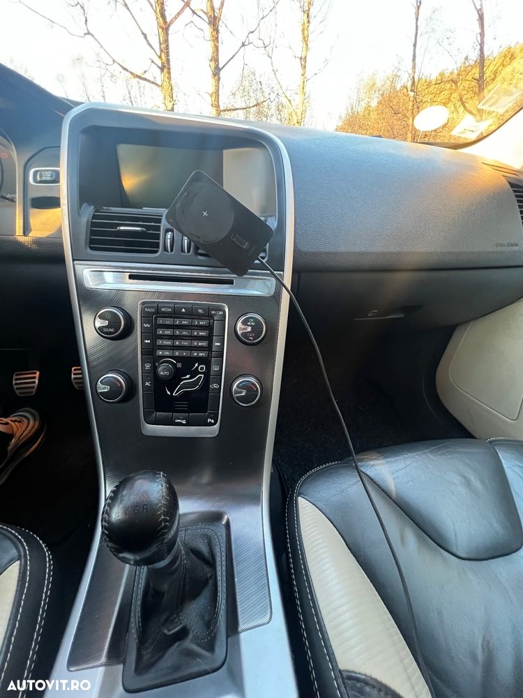 Volvo XC 60 D4 Start-Stop Rdesign - 15